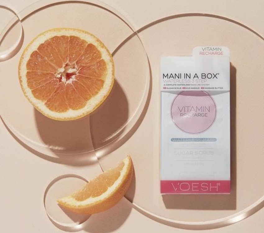 Voesh Mani in a Box Vitamin Recharge