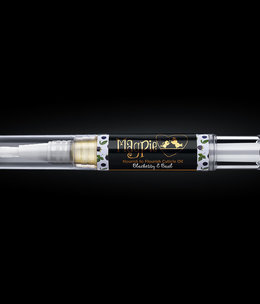 Magpie Cuticle Oil Pen - Blackberry