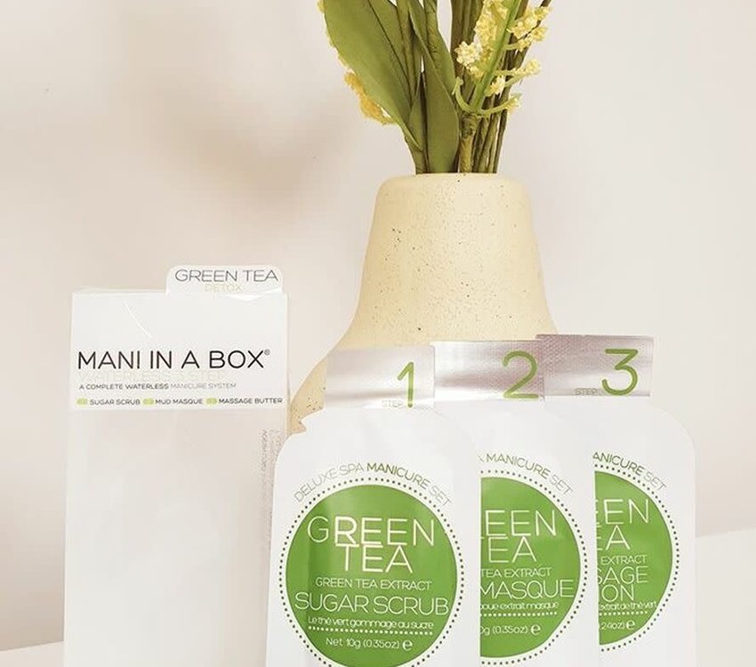 Voesh Mani in a Box Green Tea