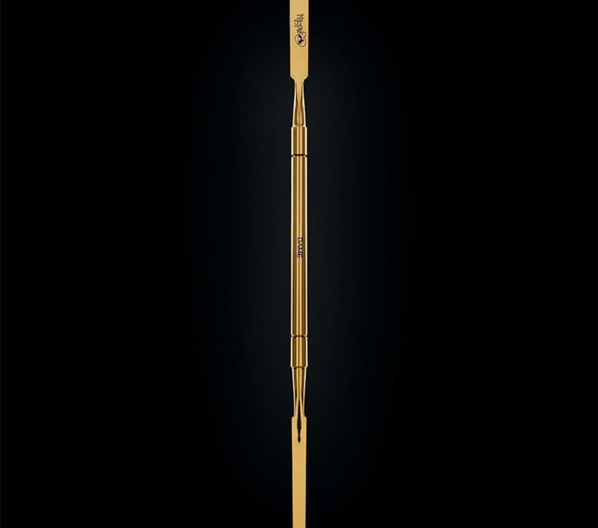 Magpie Dame Spatula Tool