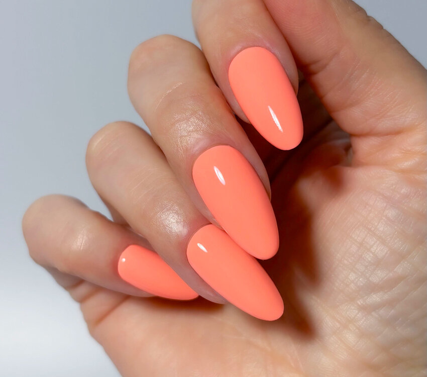 The manicure Company Go-Go Boots 321 gel polish 8ml