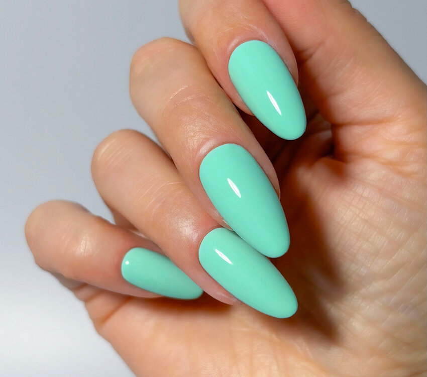 The manicure Company Mini Skirt 324 gel polish 8ml