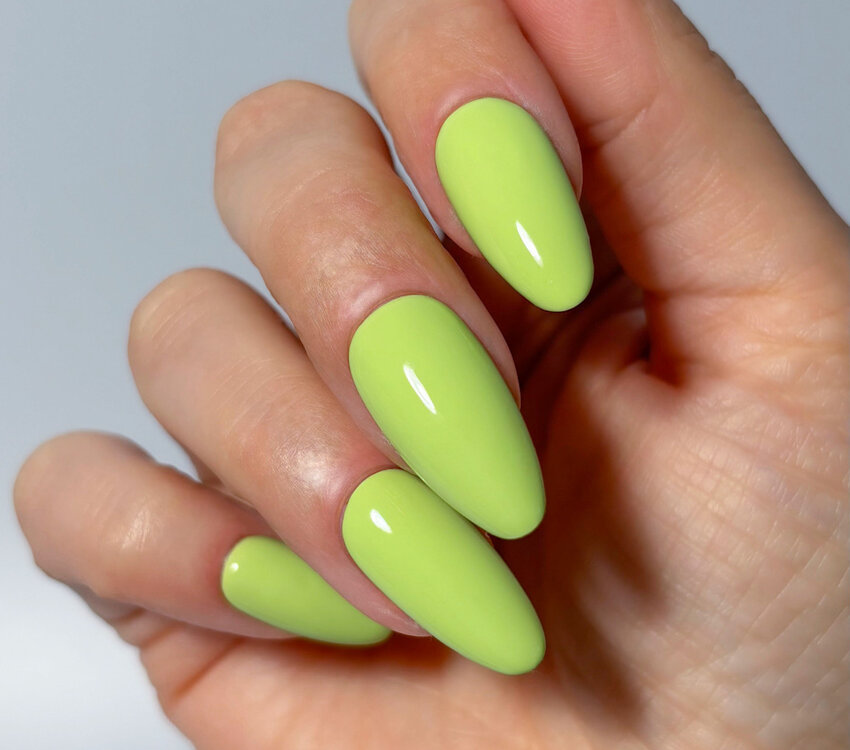 The manicure Company Woodstock 325 gel polish 8ml