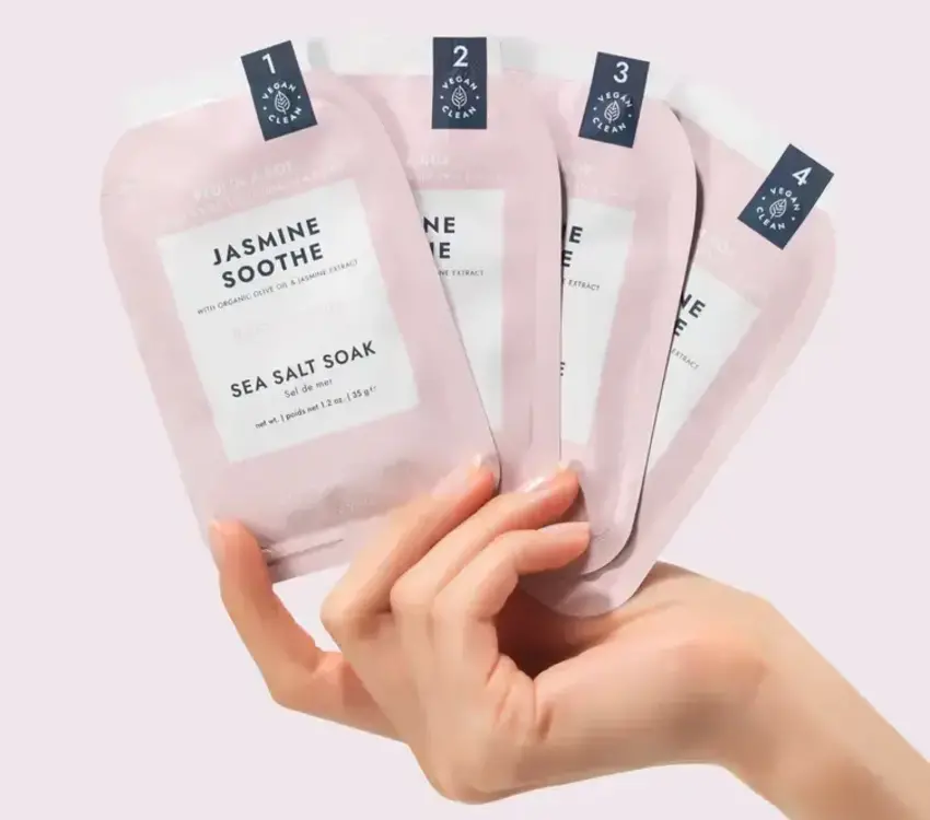 Voesh Pedi in a Box 4 step Jasmine Soothe