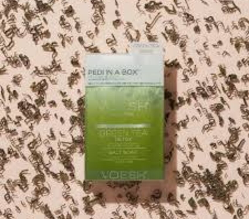 Voesh Voesh Pedi in a box Green Tea Detox