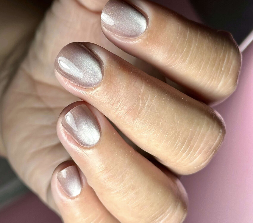 Magpie CAT SUIT (CAT-EYE) gel polish