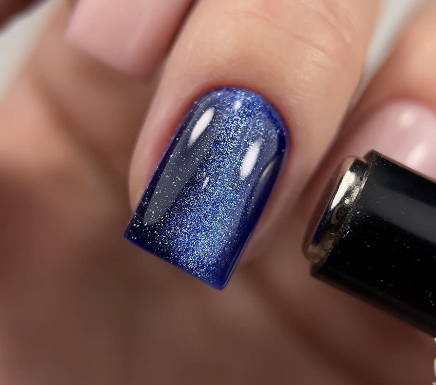 Magpie WHISKER WONDERLAND (CAT-EYE) gel polish