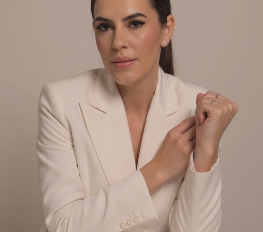 Russian Manicure with Advanced (biab)