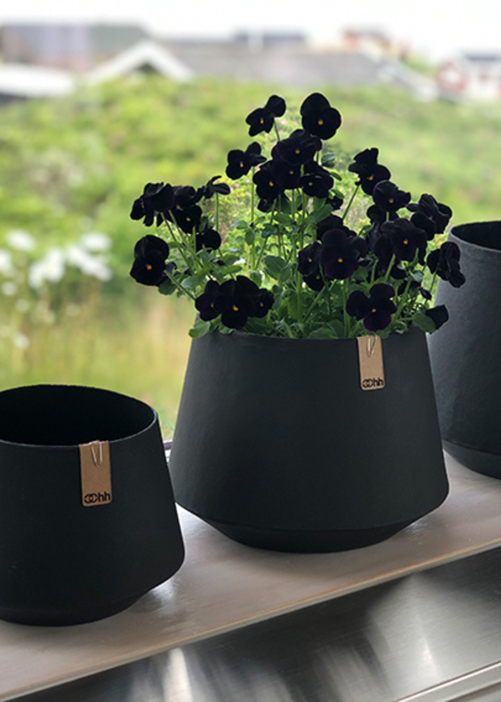 Oohh Cache-pot noir 'Tokyo' avec apparence ciment - grand modèle