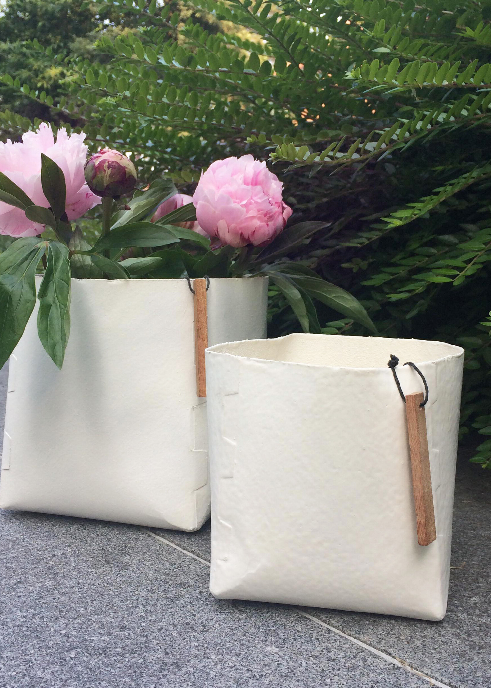 Oohh Pot à fleurs carré blanc en papier recyclé - petit modèle