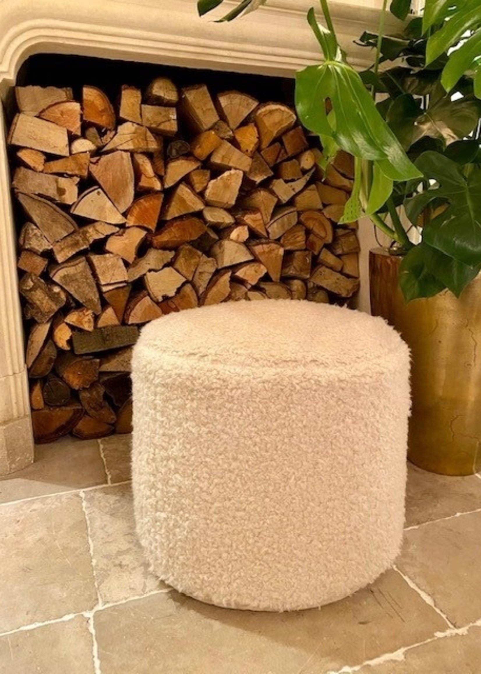 vRoonliving Poef  Schaapjesvacht