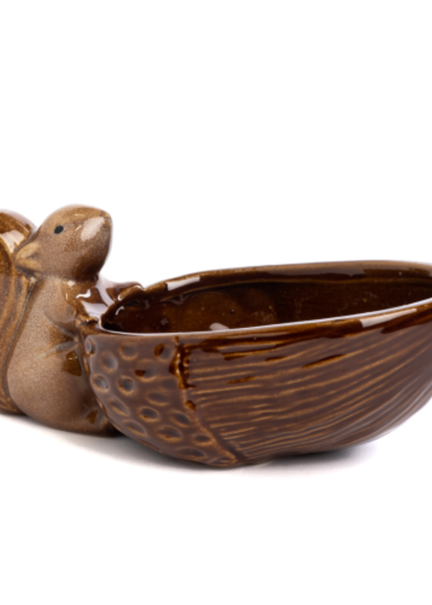 Walnoot bakje met eekhoorn  18 cm