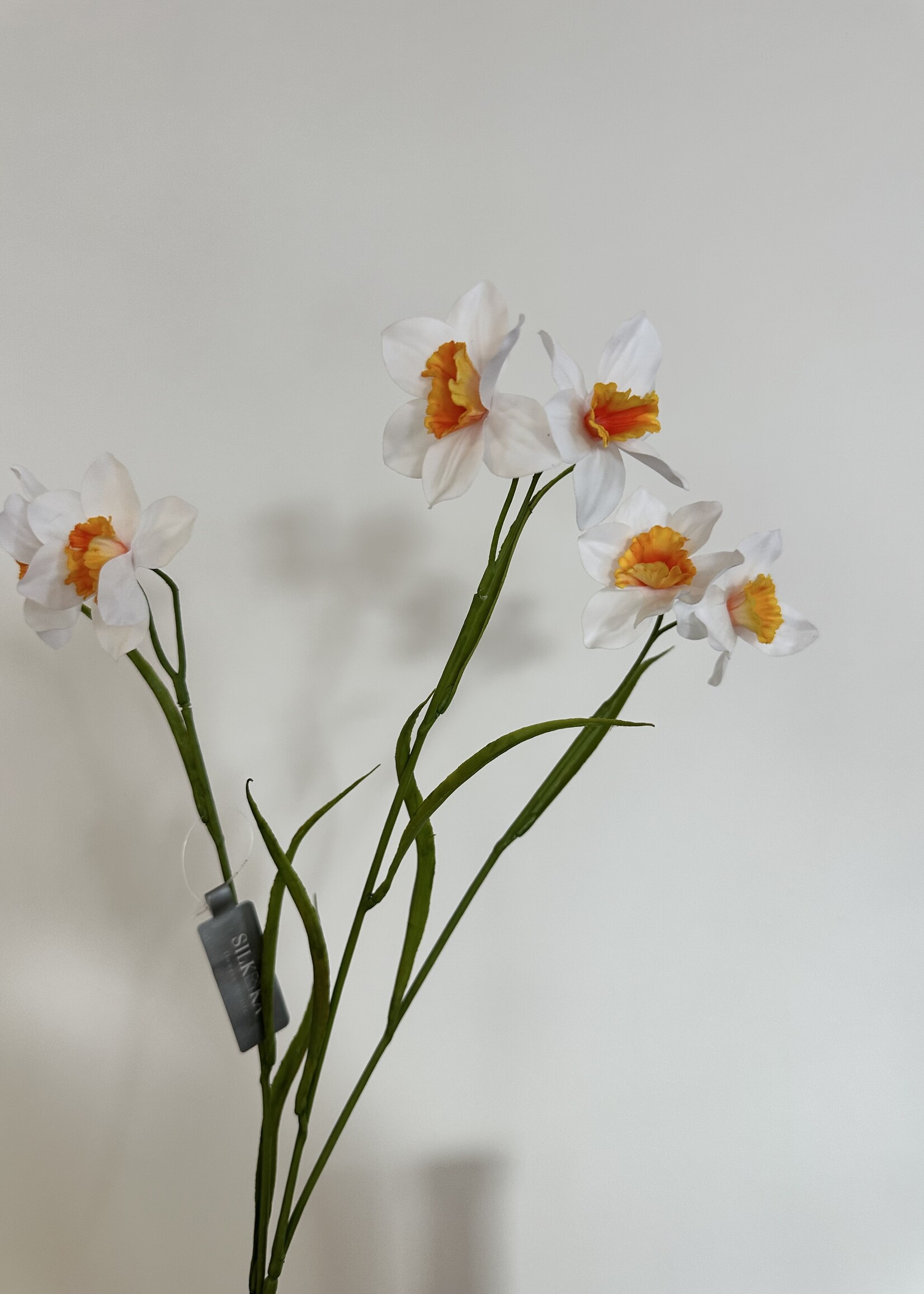 Silk-ka Narcissen 79 cm    (4 takken)    24 bloemen
