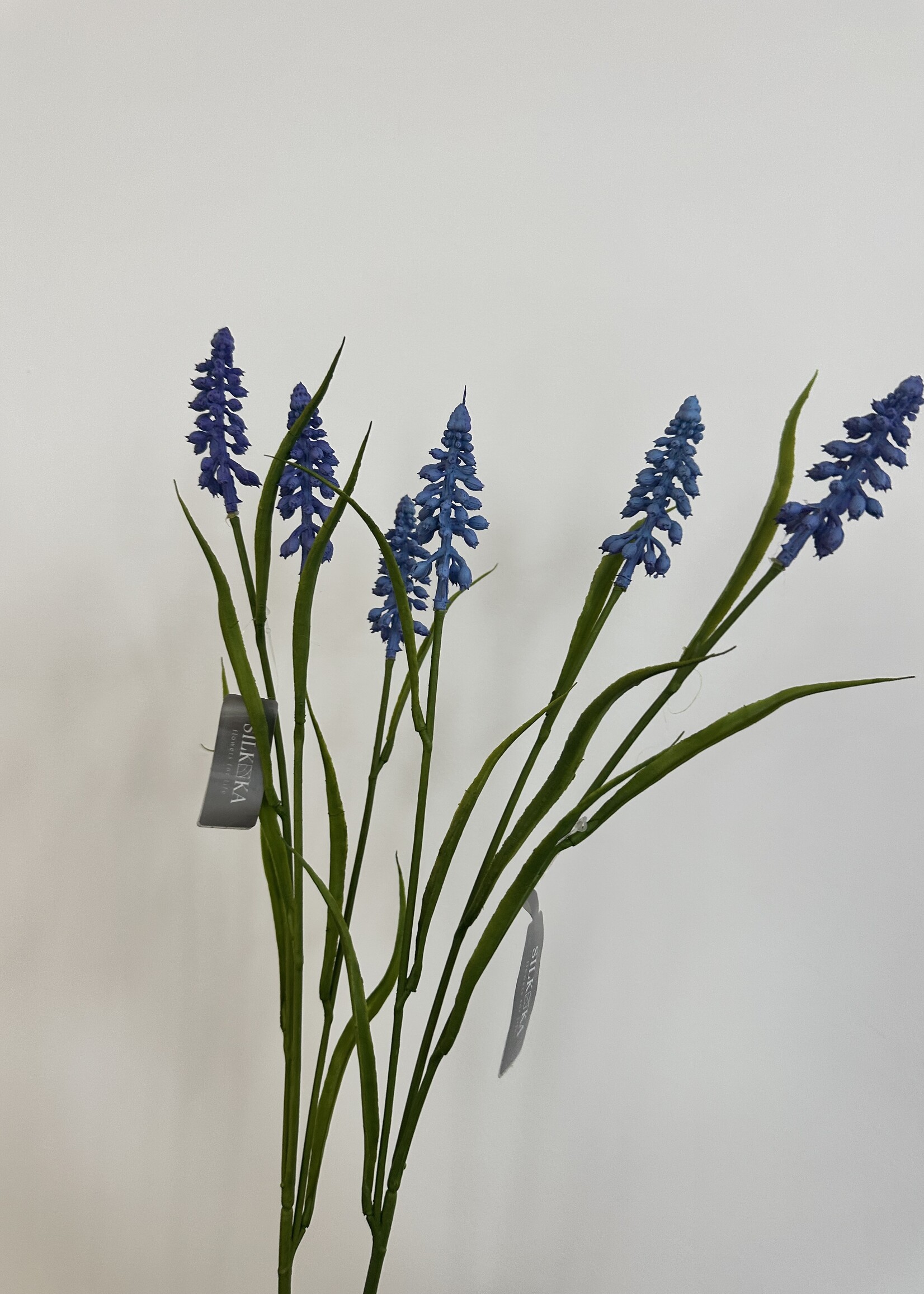 Silk-ka 2 x roze en blauwe   Druif takken