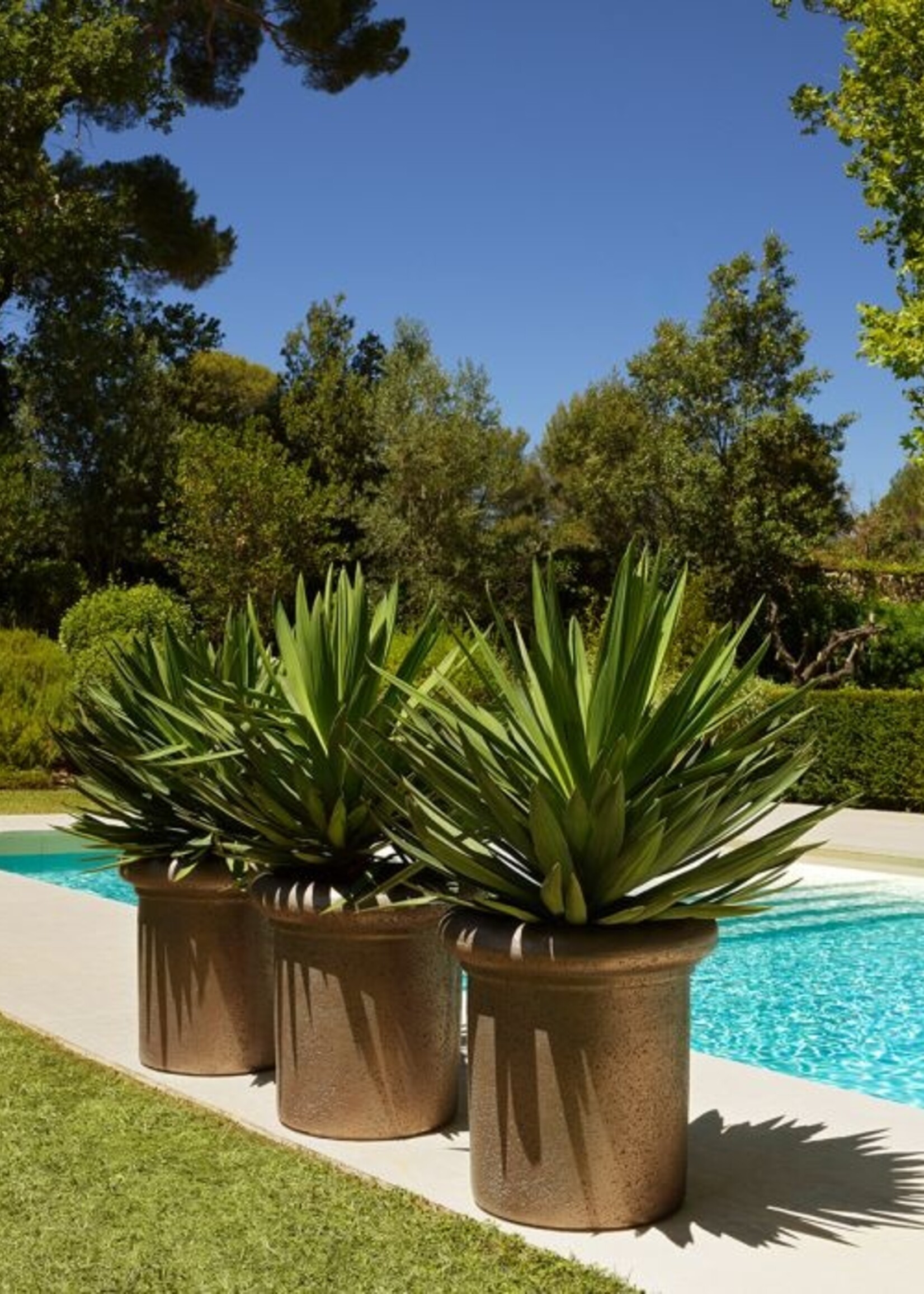Outdoor Planter Verdon