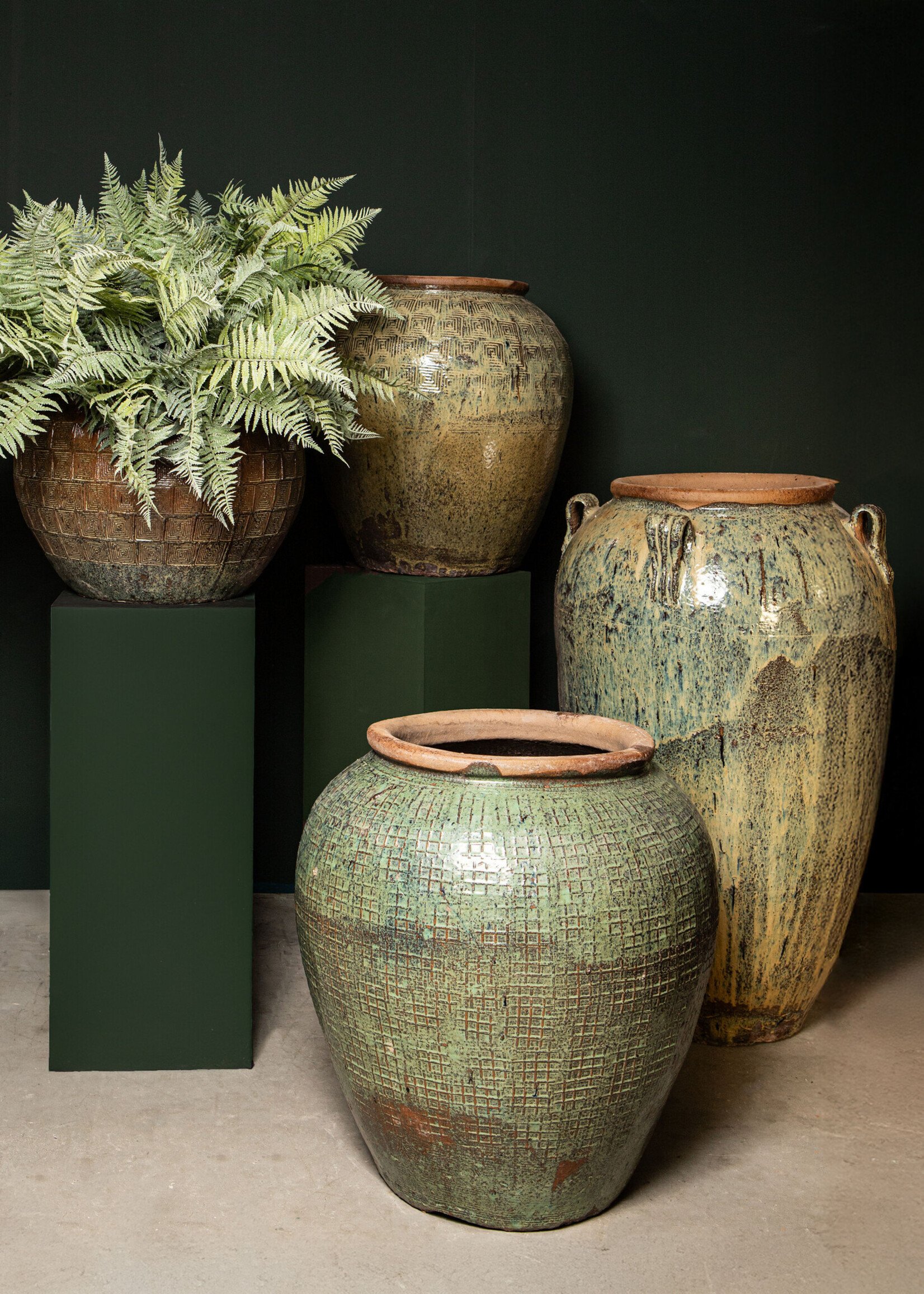 Natural blue ceramic pot piramid pattern low