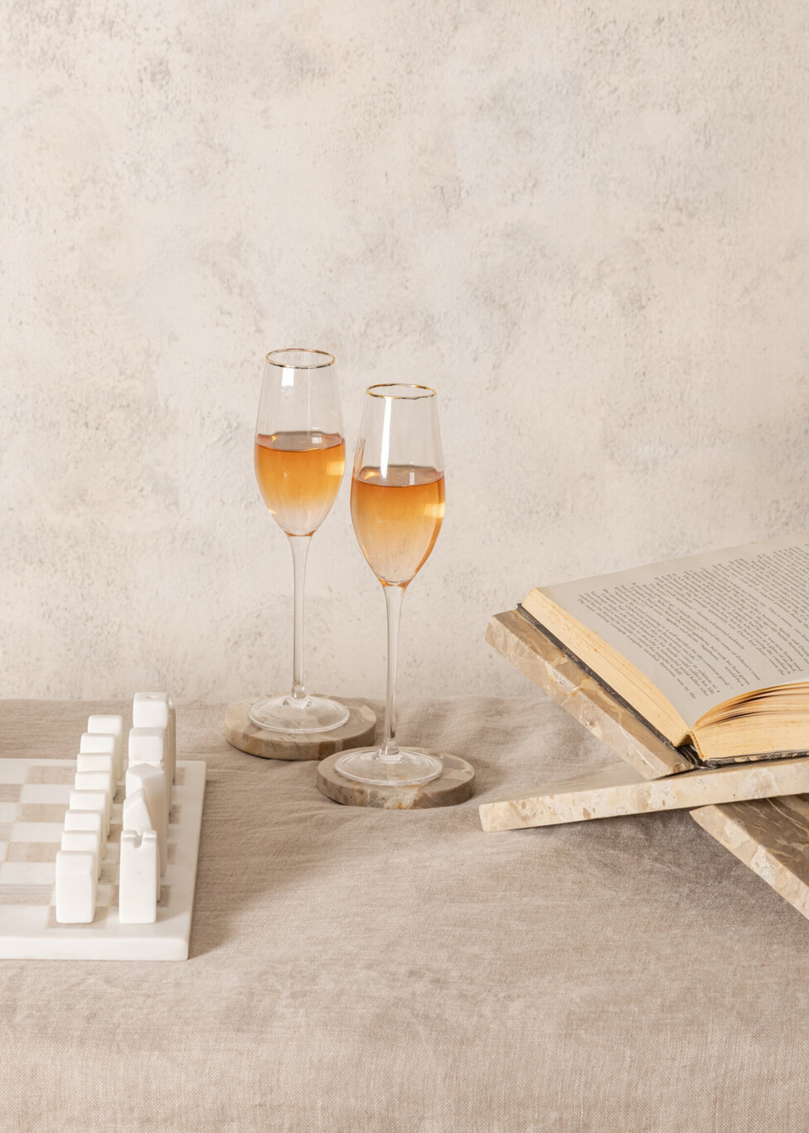 PTMD Liby Beige marmer tafelboekstandaard