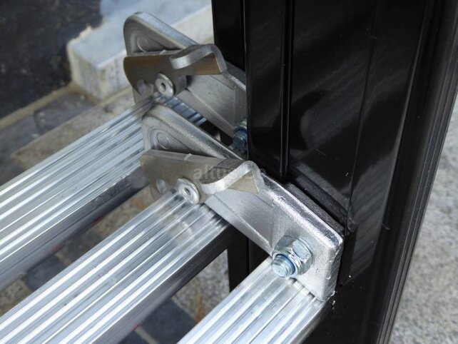 2.25 - 5.25m 3-delige Atlas black reformladder 3x8