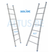 Enkele ladder 7 treden met uitgebogen voet