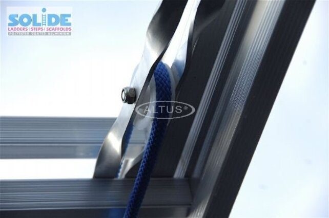 Solide 2-delige professionele touwladder model E 2 x 26 treden