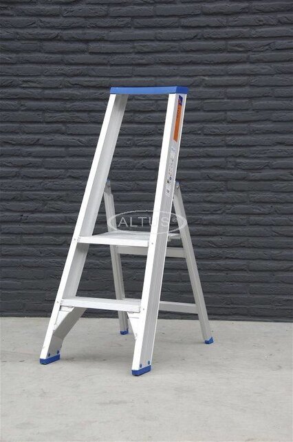 Solide profesionele enkele trapladder model PT2