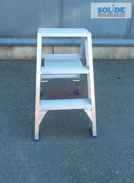 Solide dubbele professionele trapladder model DT 2x3 treden