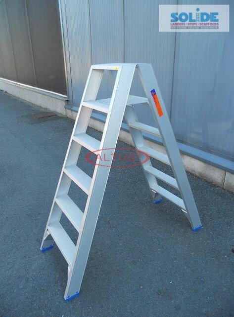 Solide dubbele professionele trapladder model DT 2x6 treden