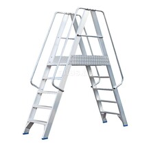Solide professioneel platform dubbele toegang  2 x 5 treden 1.25m