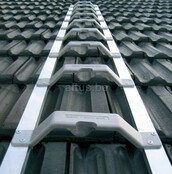 Altrex roof-confort 5m x 300mm ladder deel