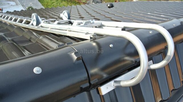 Altrex roof-confort nokhaak compleet voor op ladderdeel 2