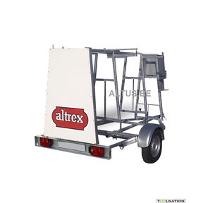 Steigeraanhanger Deluxe 305 afgesloten
