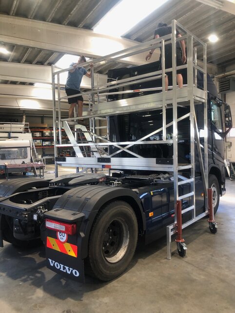 Vrachtwagen/ trekker steiger