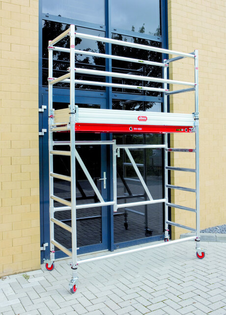 RS TOWER 54 -smal 0,75m x 1,85m x 3,80m werkhoogte