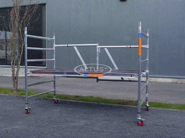 RS TOWER 55 kamersteiger 1.35 x 2.45 x .1.00m WH