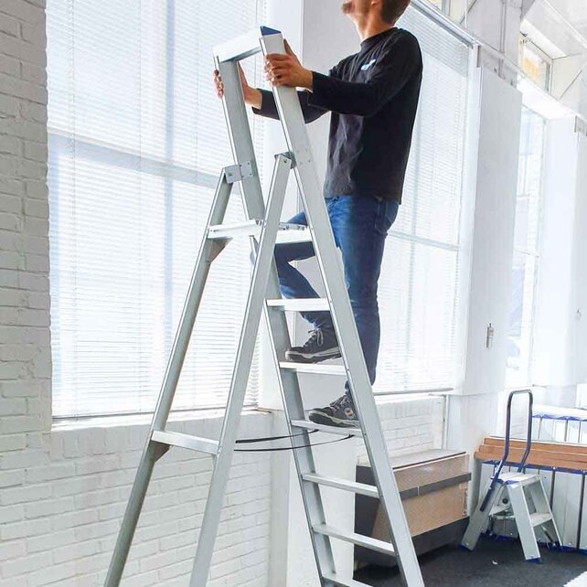 Professionele enkele trapladder 7 treden model ATOM