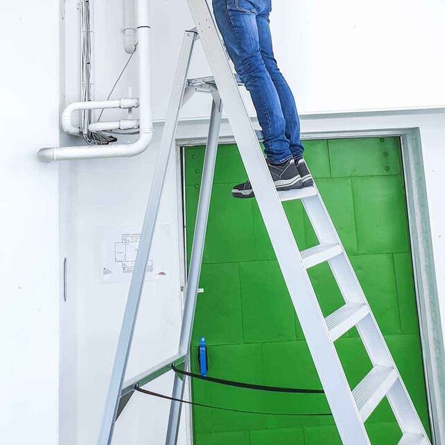 Professionele enkele trapladder 10 treden model ATOM