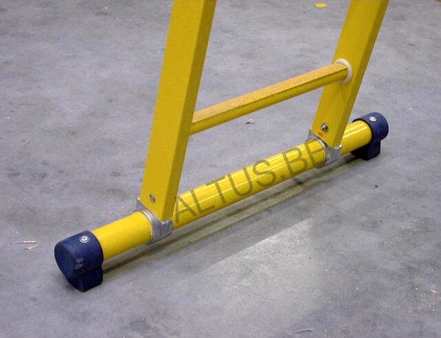 3x8 Kunststof reformladder GVK sporten tot 30000 volt
