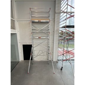 Prof. kamersteiger 4.87m stahoogte = 6.87m werkhoogte