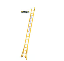 Enkele GVK ladder 18 sporten  verbrede basis opengaande bomen