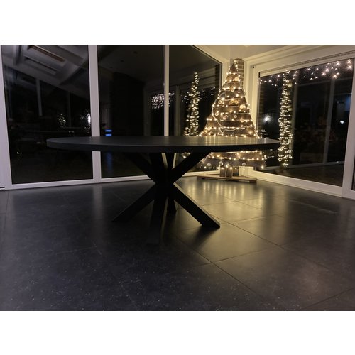 Elarin | Stijlvolle ronde tafel Elarin | Stijlvolle ronde tafel