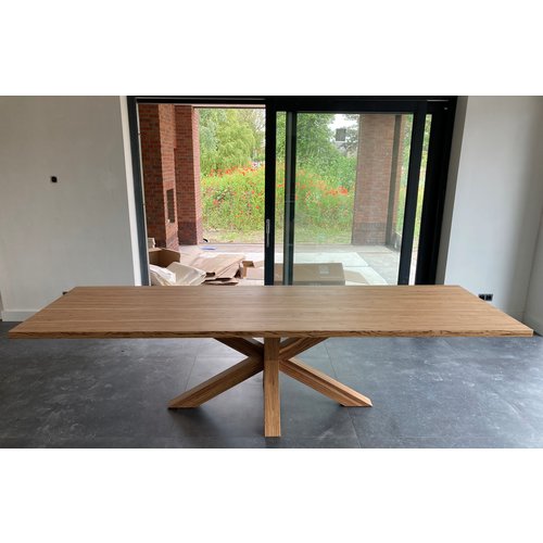 Miko | Unieke Zebrano tafel Miko | Unieke Zebrano tafel