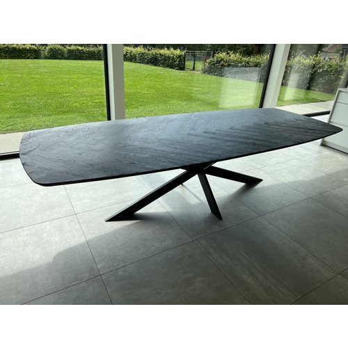 Linel | Moderne visgraat tafel
