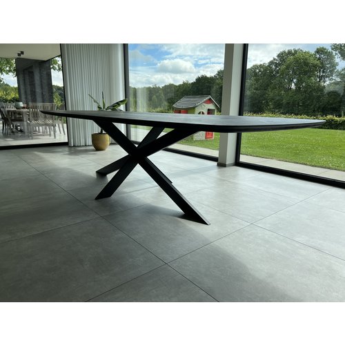 Visgraat eettafel Linel | Deens ovaal | Zwart