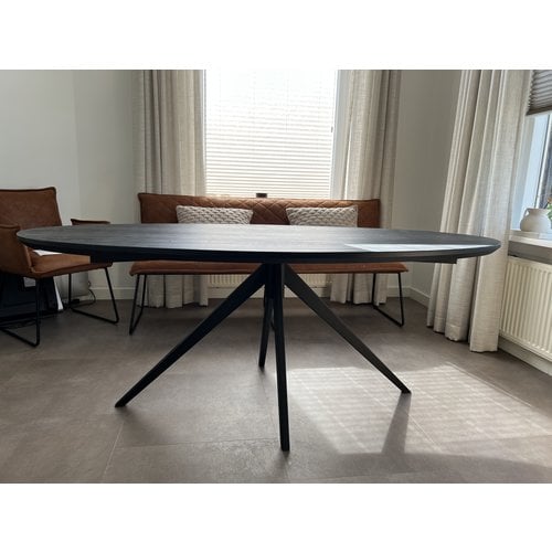 Eettafel Livea | Ovaal | Zwart
