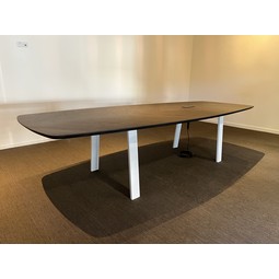 Deens ovale tafel