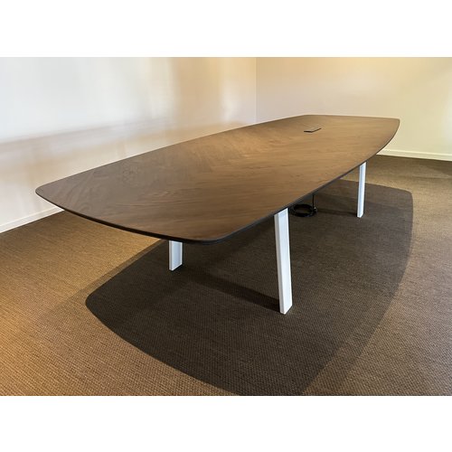 Visgraat Vergadertafel Nexor | Deens ovaal | Donker eiken