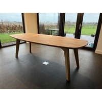 Deens ovale tafel