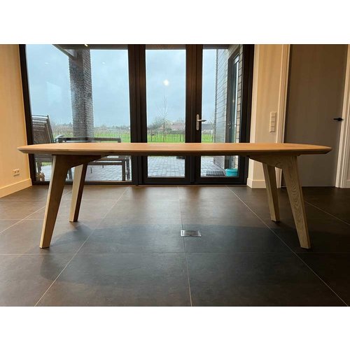 Eettafel Navar | Deens ovaal | Licht eiken