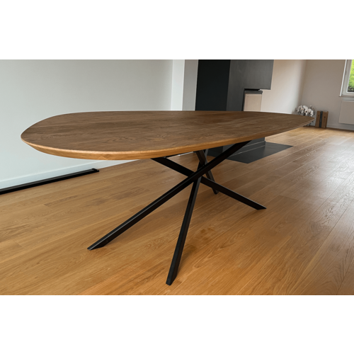 Eettafel Lavira | Druppelvorm | Antiek