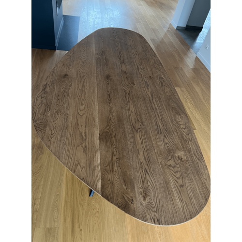 Eettafel Lavira | Druppelvorm | Antiek